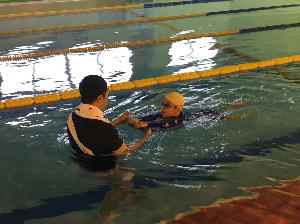 水泳療育の写真